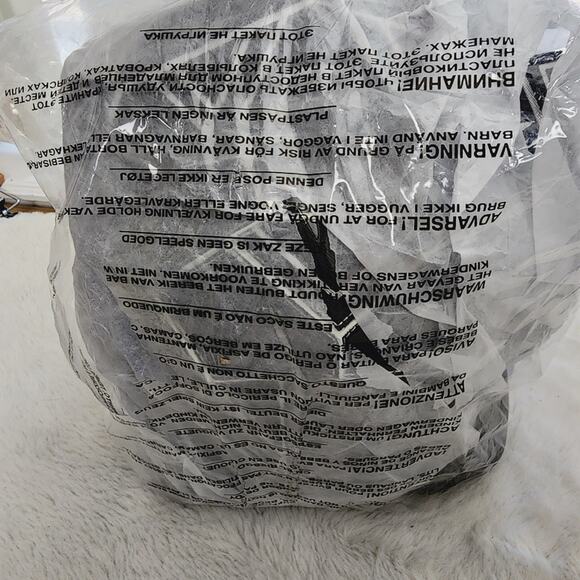 NEW Loungefly Marvel Black Panther Wakanda Forever Figural Panther Mini Backpack - Picture 7 of 11